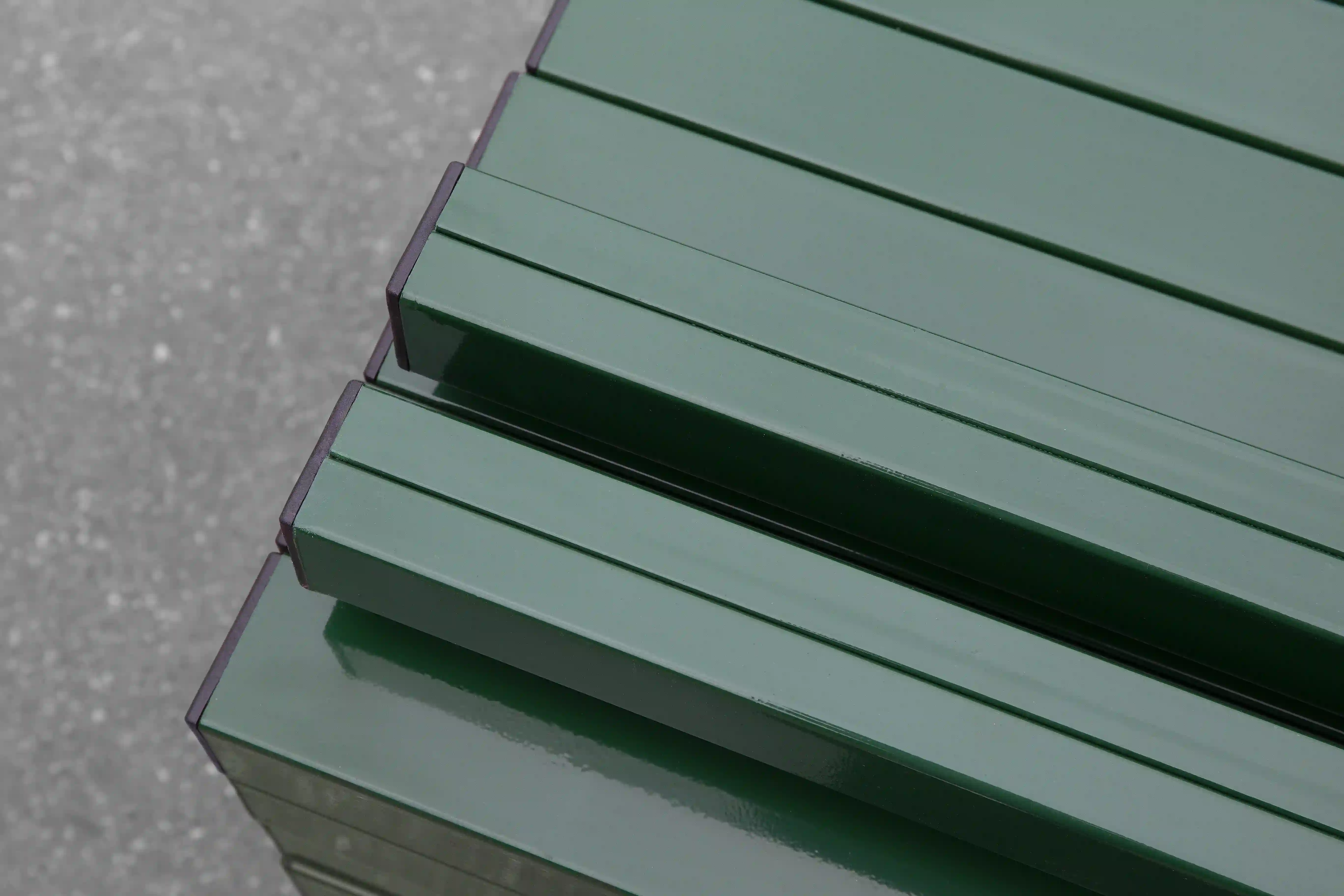 Столбы из оцинкованной трубы — надежное решение для вашего забора